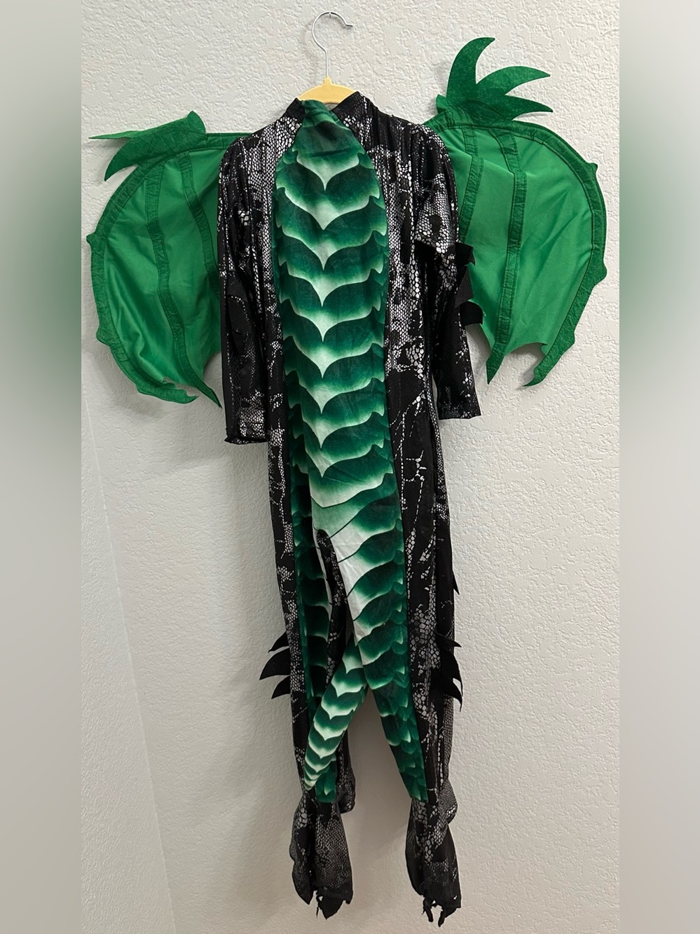 Kids Green Dragon Costume Jumpsuit with Large Wings Halloween